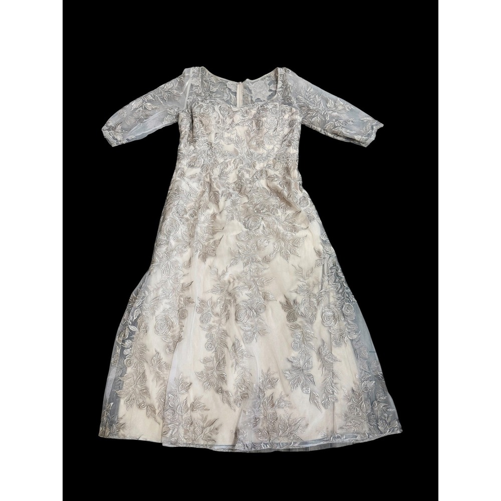 New! La Femme 28053 Floral Embroidered Mesh A-Line Gown Champagne Sz 16 - Picture 4 of 6